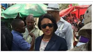 Haïti/politique : Fin de pouvoir, la mairesse de Tabarre,Nice Simon, empêchée d'accéder à la mairie