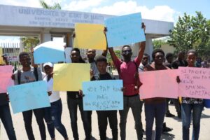 Limonade: Des étudiants du Campus Henry Christophe de Limonade ont marché contre l'insécurité